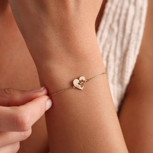Personalized Dog Mom Gifts for Women Pet Name Bracelet with Heart Adjustable Pet Paw Gold Bracelets Memorial Gift for Pet Lover Birthday in Kuwait