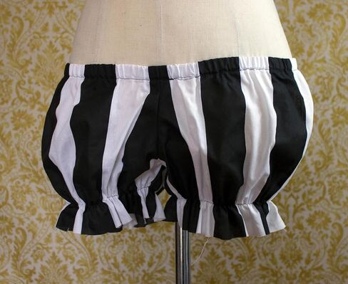 Faretumiya Women Bloomer Shorts Halloween مخططة الكشكش شورتات اليقطين منخفضة الخصر Y2K الصبي in Saudi Arabia