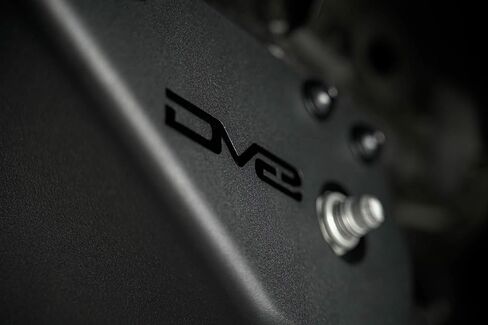 DV8 Offroad Trading Arm Skid Plates for 2021-2025 Ford Bronco | مصممة للنماذج ذات الأسلحة الزائدة بدون انزلاق ملحومة OEM | يحمي حوامل الذراع المتخلف الضعيفة | بناء الصلب in Kuwait