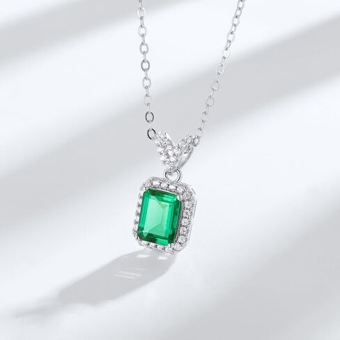 14K Gold Geometric Rectangle Emerald Pendant Collar Necklace,Simple Elegance for Everyday in Kuwait