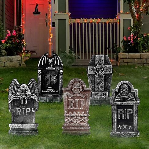 Halloween Pumpkin Decorations, Halloween Outdoor Yard Signs, Monster Stakes for Lawn Garden Decor with Pumpkin, Black Cat, Skull, TRICK OR TREAT 7 pcs in Saudi Arabia