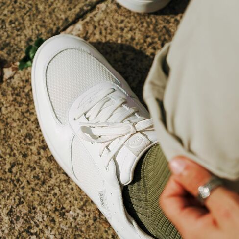 Kizik Hands Free Shoes for Men: Oslo - جلد الحبوب الكامل المتين ، شبكة تنفس ، سهلة التنظيف ، قسيمة يومية مريحة على أحذية رياضية للمشي in Saudi Arabia