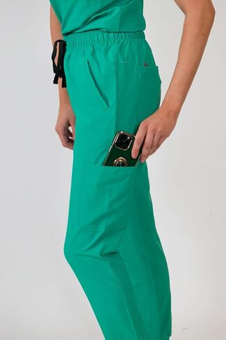 Medgear Women's 1-Pocket Top Knit Rib Cuff Jogger Pants Set in Kuwait