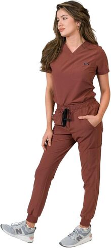 Medgear Women's 1-Pocket Top Knit Rib Cuff Jogger Pants Set in Kuwait