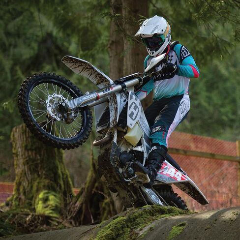 Atlas Brace Traction Mens Motocross Boots with Mud Gaiter ، و 4 buckle closure ، وحشو رغوة الذاكرة للاستخدام في: enduro racing ، powersports ، & motocross in Saudi Arabia