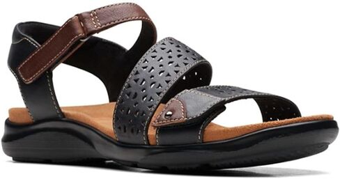 صندل مسطح نسائي من Clarks Kitly Way، جلد الكرز، 10 عرض، 26177801 in Saudi Arabia