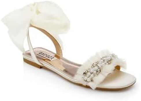 Badgley Mischka Women's Talia Platform Pump in Saudi Arabia