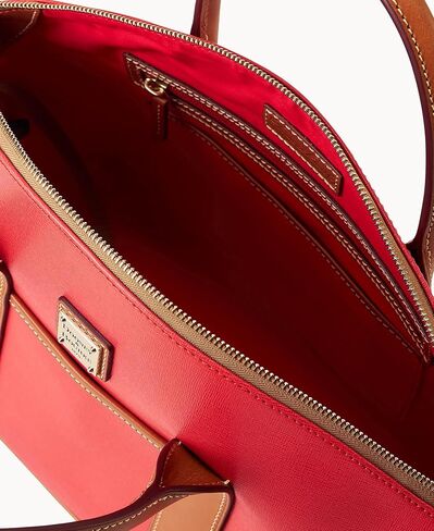 حقيبة يد Dooney & Bourke ، Saffiano Madeline Satchel in Saudi Arabia