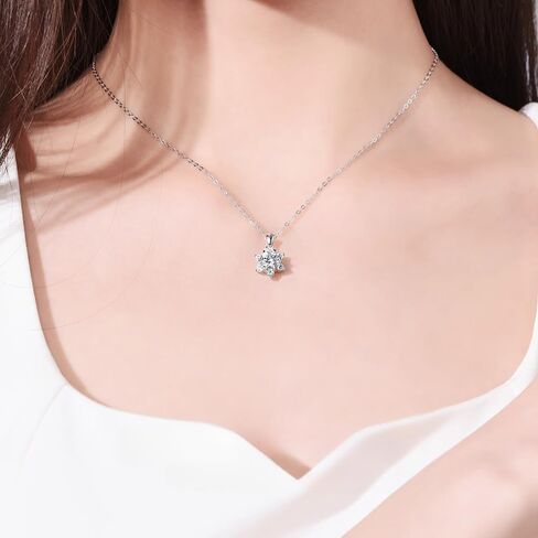 S925 Sterling Silver Snowflake 1/2 قيراط الماس قلادة للنساء ، D Color VVS1 Clarity ، HINVERSARY ETERNITY JELLERY GIM in Saudi Arabia