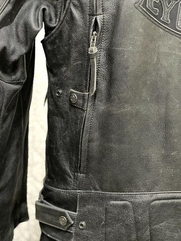 Mens Motorcycle Passing Link Triple Vent Distressed Black Cowhide Leather Jacket with Dual Vents in Saudi Arabia