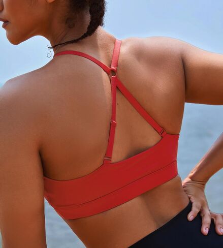 Padded Sports Bras for Women - Strappy Sports Bra Workout Tops for Women Twist Front Gym Tops in Kuwait