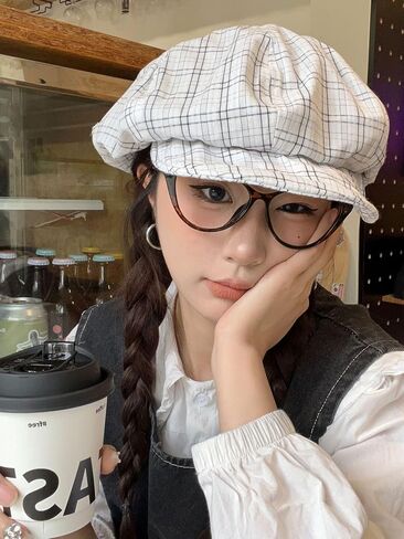 Cute Summer Plaid Hats for Women Vintage Y2K Preppy Berets Harajuku Cabbie Painter Hat Cap Fairy Grunge Newspaper Cap in Saudi Arabia