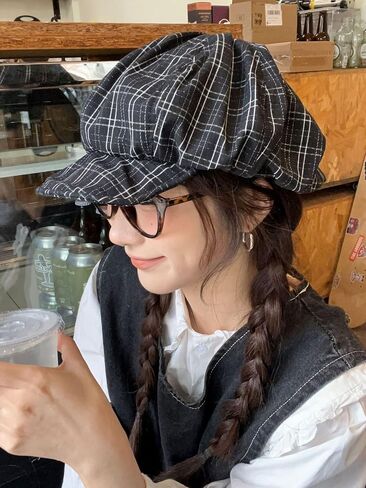Cute Summer Plaid Hats for Women Vintage Y2K Preppy Berets Harajuku Cabbie Painter Hat Cap Fairy Grunge Newspaper Cap in Saudi Arabia