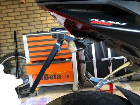 حامل لوحة رخصة دراجة نارية ، حاجز التسجيل في فاندر ، من أجل APRILIA RS660 TUONO660 RSV4 TUONOV4 2021-2025 (RS660/TUONO660) in Kuwait