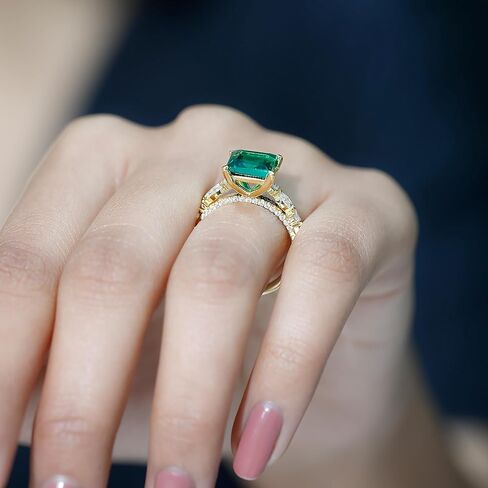 مختبر معتمد من Emerald 8mm Princess Cut Cut Engagement Ring ، AAAA Quality ، Emerald Moissanite Ring - مع صندوق المجوهرات in Kuwait