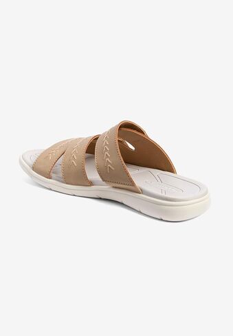 ComfortView Women's The Lark Water Friendly Slip on Sandal (عروض واسعة متوفرة) in Saudi Arabia