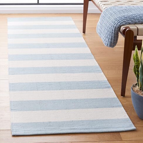 Safavieh Montauk Collection Runner Rug - 2'3 "× 6 '، Sky Blue & Ivory ، القطن المصنوع يدويًا ، ملمس منسوج ، نمط شريط مزرعة ، مثالي للدخول ، الحمام ، المطبخ (MTK712K) in Saudi Arabia