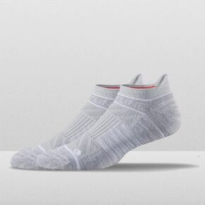 Strideline Basic Low Cut Socks | Quad-Ply Yarn Padding, Direct Compression and Zoned Cushioning, 1 Pack (Black, Small) in Kuwait