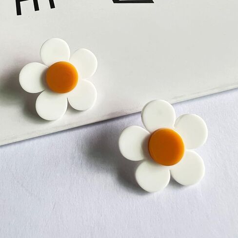 Daisy Earrings for Women Dangle Dangling, Black White Flower Drop Earring 60s 70s Jewelry Gifts for Women (Daisy-White) in Kuwait