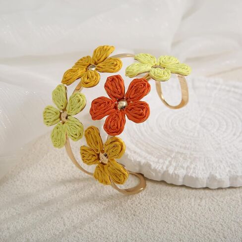 سوار كفة زهرة رافيا المصنوعة يدويًا للنساء - سوار ملون مفتوح على مصراعي in Kuwait