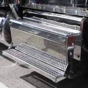 Technical Precision Replacement for Peterbilt 388 Year 2013 Stainless Steel Tool Box Cover W Kenworth Style DPF Box in Saudi Arabia