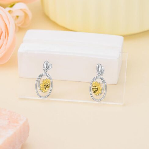 Otter Earrings 925 Sterling Silver Sea Otter Stud Jewelry for Women Gifts in Kuwait