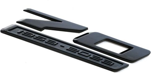 1x شعار جانبي جديد للذكرى السبعين لشارة السيارة البديلة لسيارة كورفيت 2020-2024 C8 الأصلية GM 70th (أحمر) in Kuwait