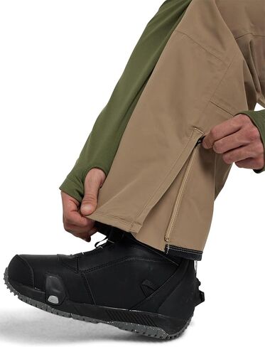 Burton Men's Covert 2.0 2L Insulated Pants in Saudi Arabia