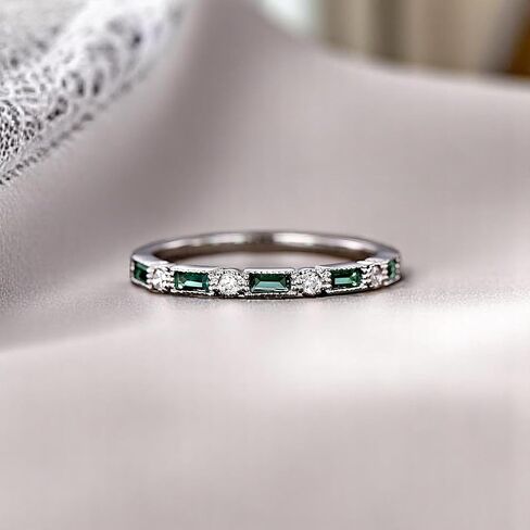 Art Deco Emerald & Moissanite Band for Women ، 14K صلب صلب ذهبي خمر خاتم خمر خمر ، ومجوهرات هدية عيد ميلاد ، فرقة الزفاف الخالدة in Kuwait