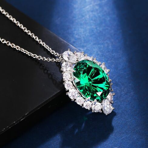 14K Gold Full Moissanite Collar with Emerald Statement, Unique Green Gemstone Elegance, Stunning Birthday or Special Occasion Gift in Saudi Arabia