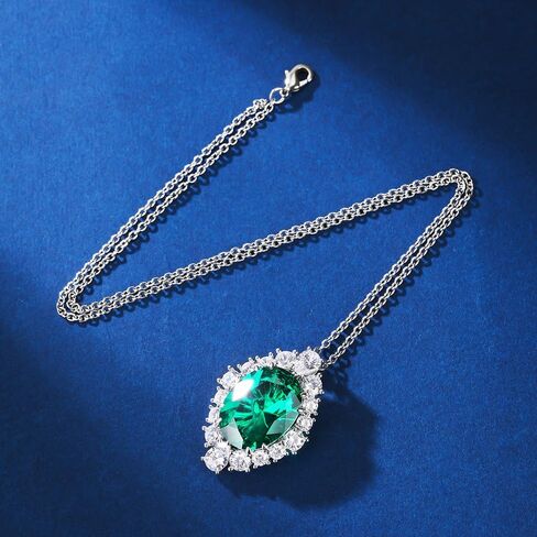 14K Gold Full Moissanite Collar with Emerald Statement, Unique Green Gemstone Elegance, Stunning Birthday or Special Occasion Gift in Saudi Arabia