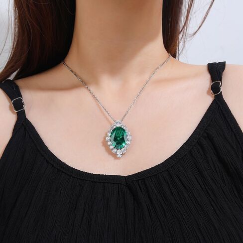 14K Gold Full Moissanite Collar with Emerald Statement, Unique Green Gemstone Elegance, Stunning Birthday or Special Occasion Gift in Saudi Arabia
