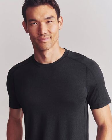 Rhone Men's Invictus Training Tee in Saudi Arabia