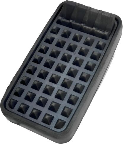 E-37410-44120 Pedal Cover for Kubota Tractors Wheel Loaders 37410-44122 T2050-44120 in Kuwait