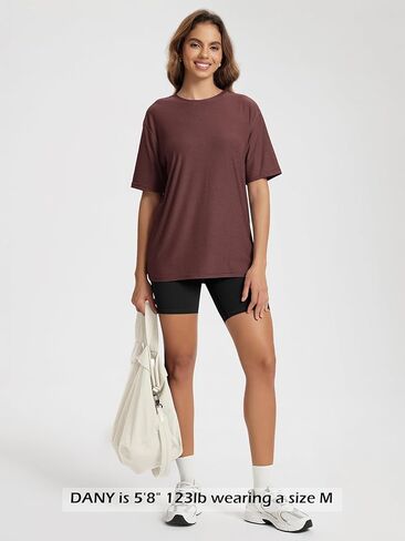 تي شيرت أداء Ododos للرجال - Tee Stratum Tech Tee ، فتيل رطوبة ناعمة UPF 50+ من قميص اللياقة in Kuwait