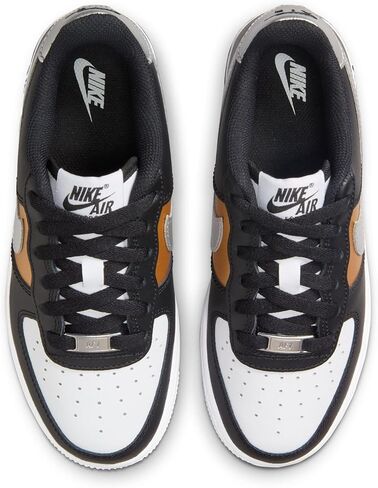 Nike Air Force 1 أحذية كيد GS منخفضة GS ، الذهب الأبيض/الأبيض/المعدني/الفضة المعدنية ، الحجم 5.5 in Saudi Arabia