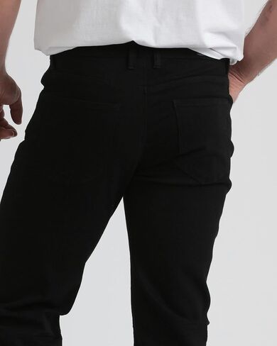 Kenneth Cole REACTION Athletic Fit Jeans for Men - Soft and Flexible Stretch Jeans - Men's Jeans Roomier Fit in Saudi Arabia