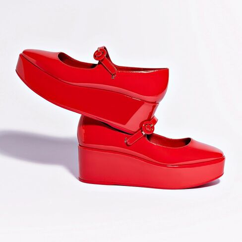 Larroodé Blair Flatform في جلد براءات الاختراع القرمزي in Kuwait