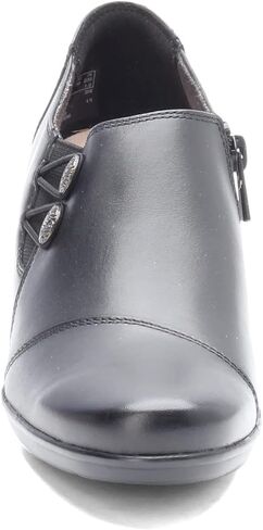 Clarks Women's Platform Sandals in Saudi Arabia