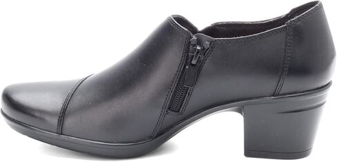 Clarks Women's Platform Sandals in Saudi Arabia