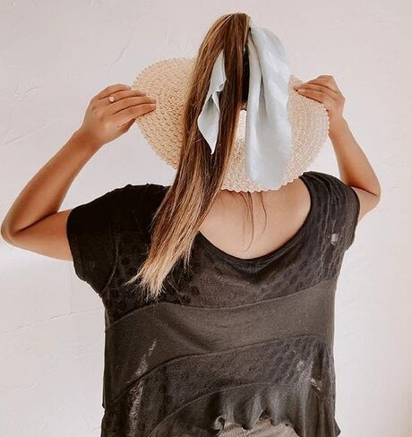تنفيس قش المنقذ قبعة Sun Hat - 4.5 "حافة واسعة ، UPF 50+ ، التاج التنفس ، حزام الذقن ، خفيفة الوزن للأعمال الشاطئية والخارجية in Saudi Arabia