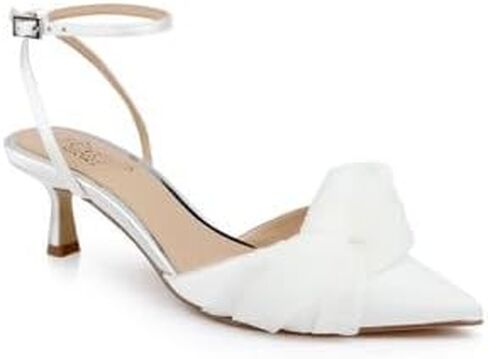 Jewel Badgley Mischka Favor Pointed Toe Kitten Heels in Saudi Arabia