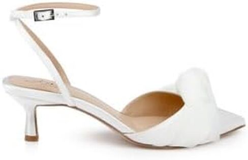 Jewel Badgley Mischka Favor Pointed Toe Kitten Heels in Saudi Arabia