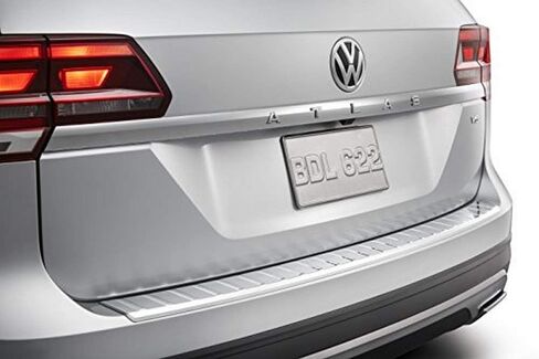 2018-2019 VW Volkswagen Atlas لوحة حماية الوفير الخلفية للكروم مع اللصق الذاتي in Saudi Arabia