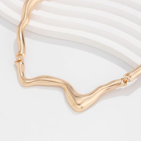 Liquid Metal Necklace for Women,Adjustable Irregular Clavicle Chain Statement Chunky Twist Punk Choker Classic Fashion Jewelry in Saudi Arabia