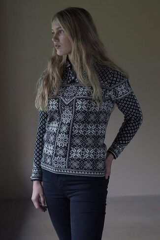 ديل من النرويج سلام السلام سترة أنثوية in Kuwait