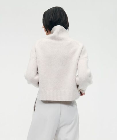 Women's Luxe Cashmere Oversized Turtleneck in Saudi Arabia