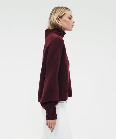 Women's Luxe Cashmere Oversized Turtleneck in Saudi Arabia