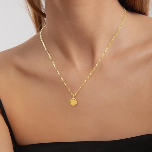 Diamond2DEAL 14K الذهب الأصفر المصقول وساتان St Christopher قلادة قلادة (L- 24 مم W- 16 مم) in Saudi Arabia