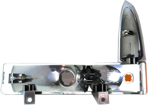 CarLights360: For 2001 2002 2003 2004 2005 Ford F-350 Super Duty Turn Signal/Parking Light Assembly Driver and Passenger Side Pair DOT Certified | FO2520169 FO2521169 (w/No Boundaries Pkg) in Saudi Arabia